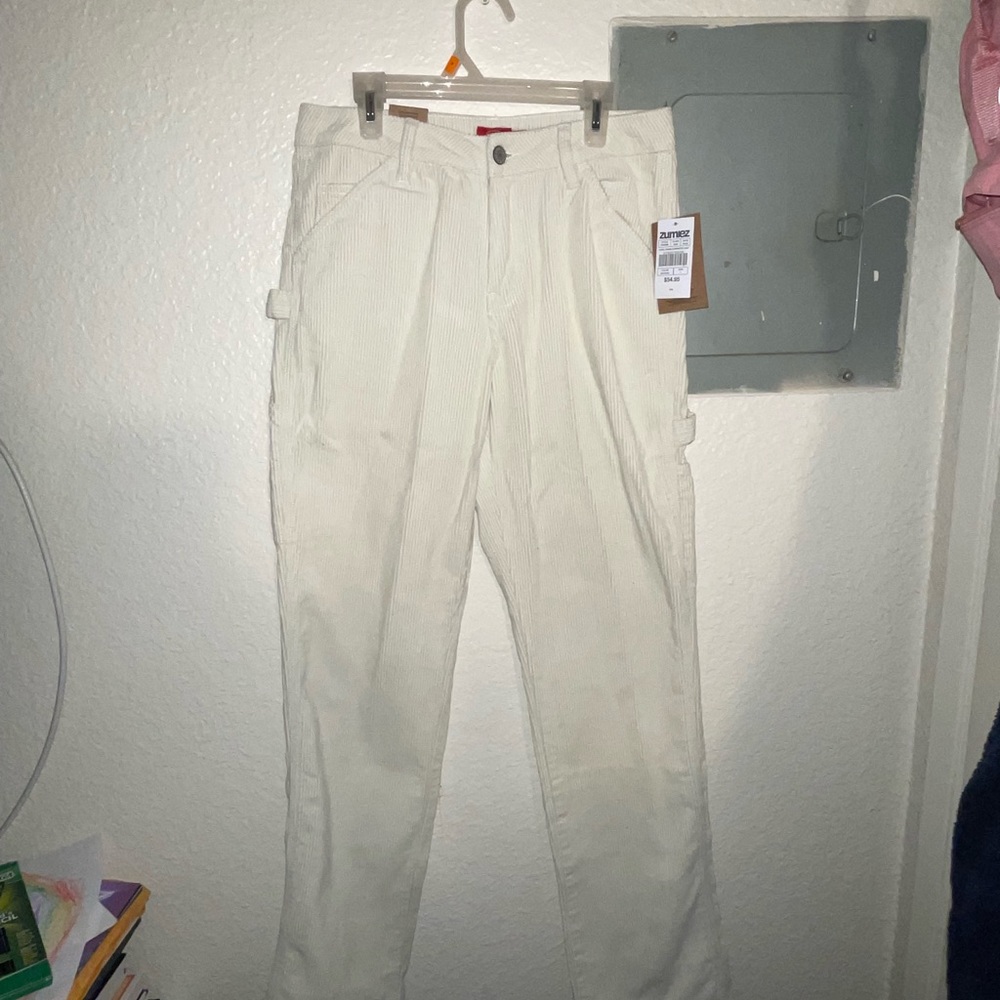 Off white corduroy pants cute for casual and night outs with the girlies!